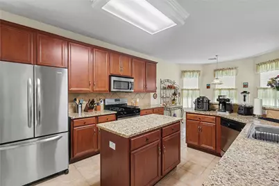 9815 Elizabeths Glen Lane, Tomball, TX 77375 - Photo 7