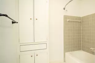 4522 Briarbend Dr, Houston, TX 77035 - Photo 7