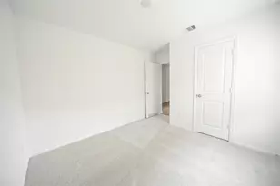 9530 Brookside Point Dr, Baytown, TX 77521 - Photo 13
