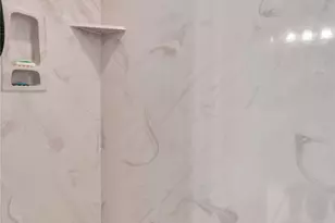 401 Heritage Oaks Dr, Angleton, TX 77515 - Photo 19