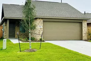 1534 Gentle Wind Ct, Angleton, TX 77515 - Photo 1
