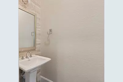 8313 Sorrel Leaf Lane, Houston, TX 77055 - Photo 11