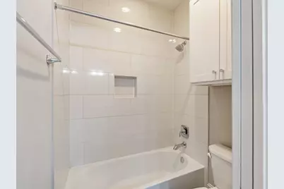 8313 Sorrel Leaf Lane, Houston, TX 77055 - Photo 15