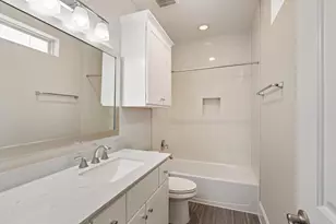 8313 Sorrel Leaf Ln, Houston, TX 77055 - Photo 17