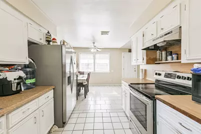 5610 Fallengate Drive, Spring, TX 77373 - Photo 11