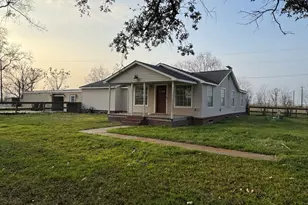 13939 N State Hwy 71, El Campo, TX 77437 - Photo 1