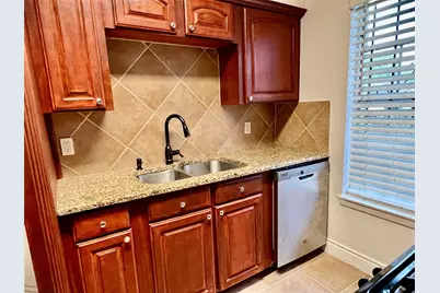 12110 Murr Way, Houston, TX 77048 - Photo 7