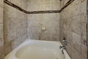 216 Maple Leaf Dr, League City, TX 77573 - Photo 15