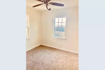 1214 Des Jardines Street #BACK, Houston, TX 77023 - Photo 11