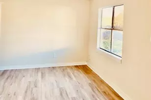 1214 Des Jardines St, Houston, TX 77023 - Photo 3