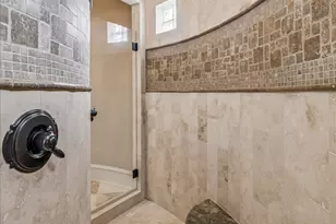 21010 Kings River Point Dr, Kingwood, TX 77346 - Photo 23