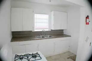 6802 Avenue F, Houston, TX 77011 - Photo 3