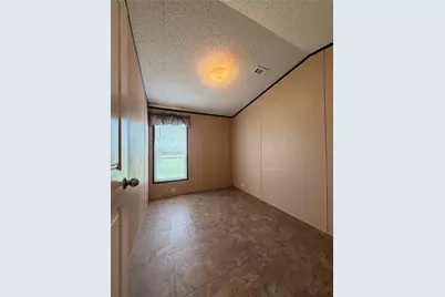 12715 Green River Drive, Houston, TX 77044 - Photo 9
