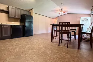 12715 Green River Dr, Houston, TX 77044 - Photo 5