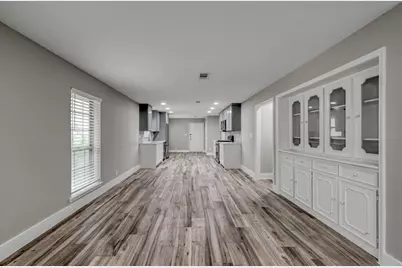 117 Broken Bough Lane, Conroe, TX 77304 - Photo 9