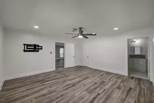 117 Broken Bough Ln, Conroe, TX 77304 - Photo 17