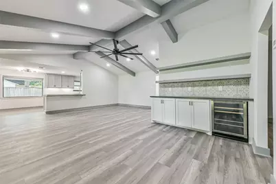 4102 Honey Oaks Drive, Taylor Lake Village, TX 77586 - Photo 5