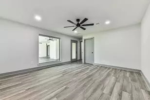 4102 Honey Oaks Dr, Taylor Lake Village, TX 77586 - Photo 13