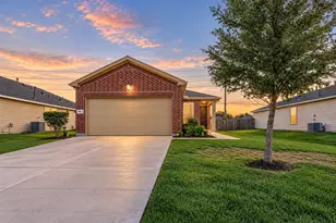 5832 Bluebonnet Ln, Rosenberg, TX 77469 - Photo 1