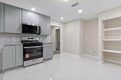 10613 Chadwick Street, Houston, TX 77029 - Photo 15