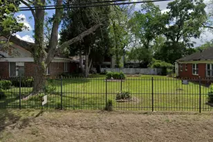 6212 Cochran St St, Houston, TX 77022 - Photo 1