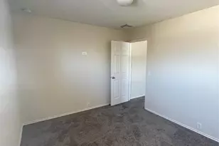 10506 Sugar Trace Dr, Sugar Land, TX 77498 - Photo 9