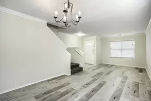 10506 Sugar Trace Dr, Sugar Land, TX 77498 - Photo 7