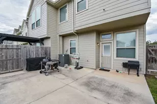 8726 Laurel Crest Dr, Missouri City, TX 77459 - Photo 19
