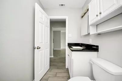 5441 Minden Street #20, Houston, TX 77026 - Photo 17