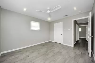 5441 Minden Street #20, Houston, TX 77026 - Photo 11