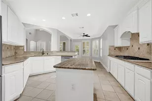 8619 Arranmore Ln, Houston, TX 77095 - Photo 9