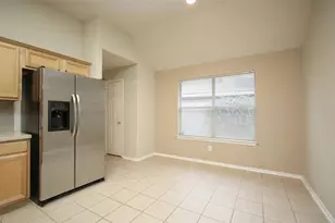 14 Delphinium Pl, The Woodlands, TX 77382 - Photo 11