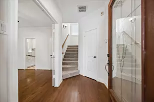 6001 Truro St, Houston, TX 77007 - Photo 3