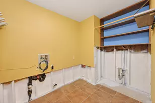 219 Cardinal Dr, Liberty, TX 77575 - Photo 25
