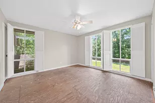 219 Cardinal Dr, Liberty, TX 77575 - Photo 17