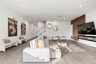 6819 Rocinante Ln, Houston, TX 77092 - Photo 5