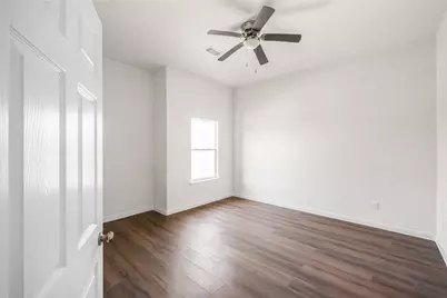 6413 N Ridgecrest Drive, Hitchcock, TX 77563 - Photo 29