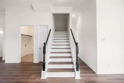 6413 N Ridgecrest Drive, Hitchcock, TX 77563 - Photo 17