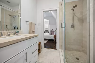 1211 Wynden Commons Lane, Houston, TX 77056 - Photo 23