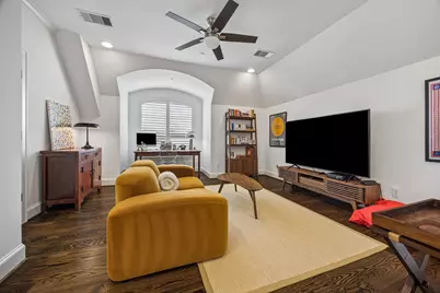 1211 Wynden Commons Lane, Houston, TX 77056 - Photo 21