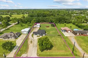 4724 First Sgt Israel Almendarez St, Alvin, TX 77511 - Photo 7