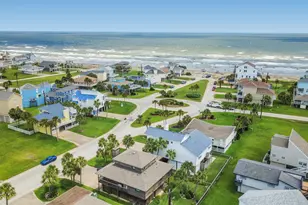 4115 Buccaneer Blvd, Galveston, TX 77554 - Photo 39
