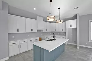 1715 Valleyview Dr, La Porte, TX 77571 - Photo 3