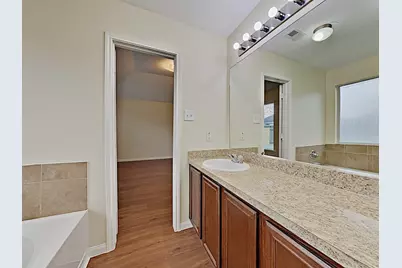 4026 Hawthorne Glen Court, Fresno, TX 77545 - Photo 7