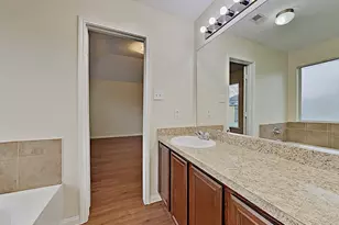 4026 Hawthorne Glen Ct, Fresno, TX 77545 - Photo 7