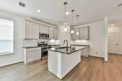 15511 Foresail Lane, Houston, TX 77053 - Photo 9