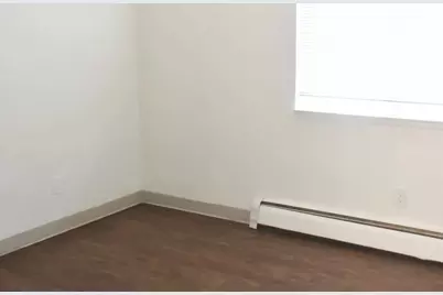 839 S Clinton St, Stockbridge, MI 49285 - Photo 15