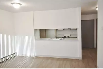 839 S Clinton St, Stockbridge, MI 49285 - Photo 5