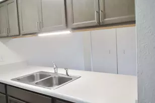 839 S Clinton St, Stockbridge, MI 49285 - Photo 23