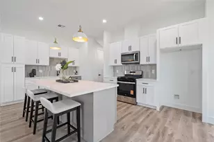 9003 Comal St, Houston, TX 77051 - Photo 3